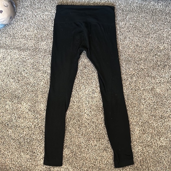 Black leggings no holes - Picture 2 of 2